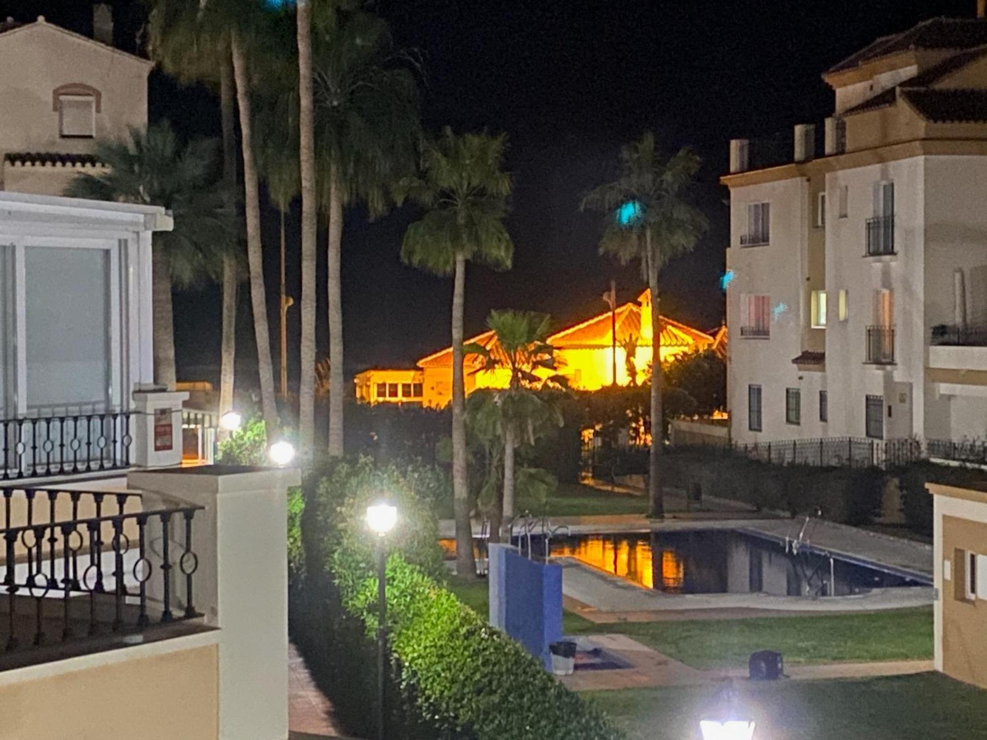 Strandnaera Boende I Torrox Costa Exteriör bild
