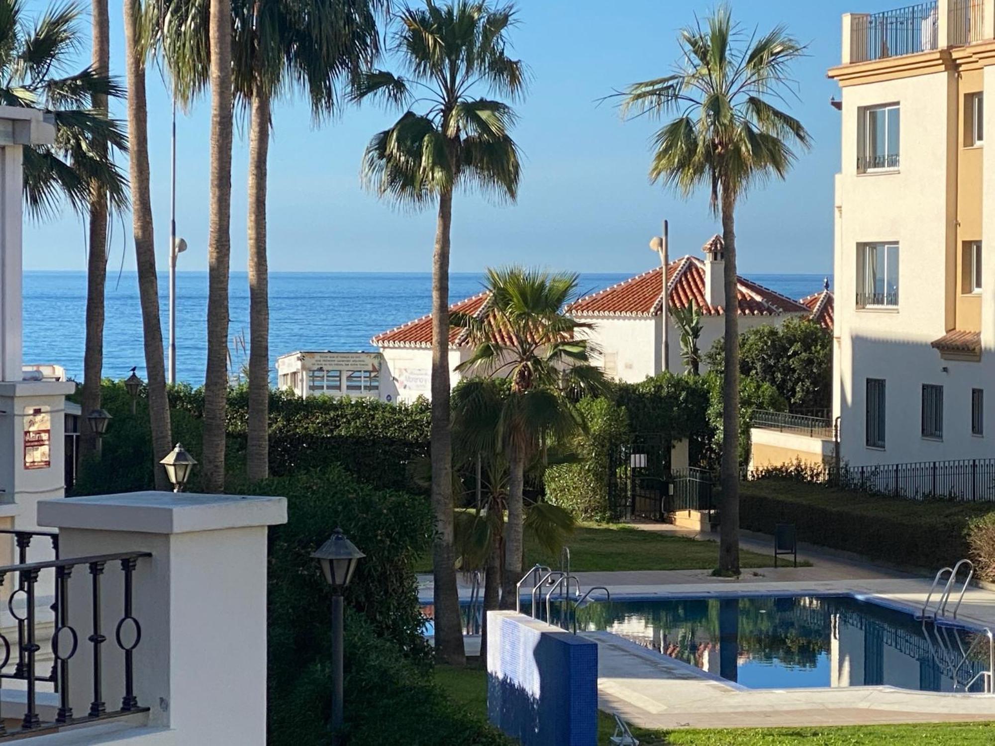 Strandnaera Boende I Torrox Costa Exteriör bild