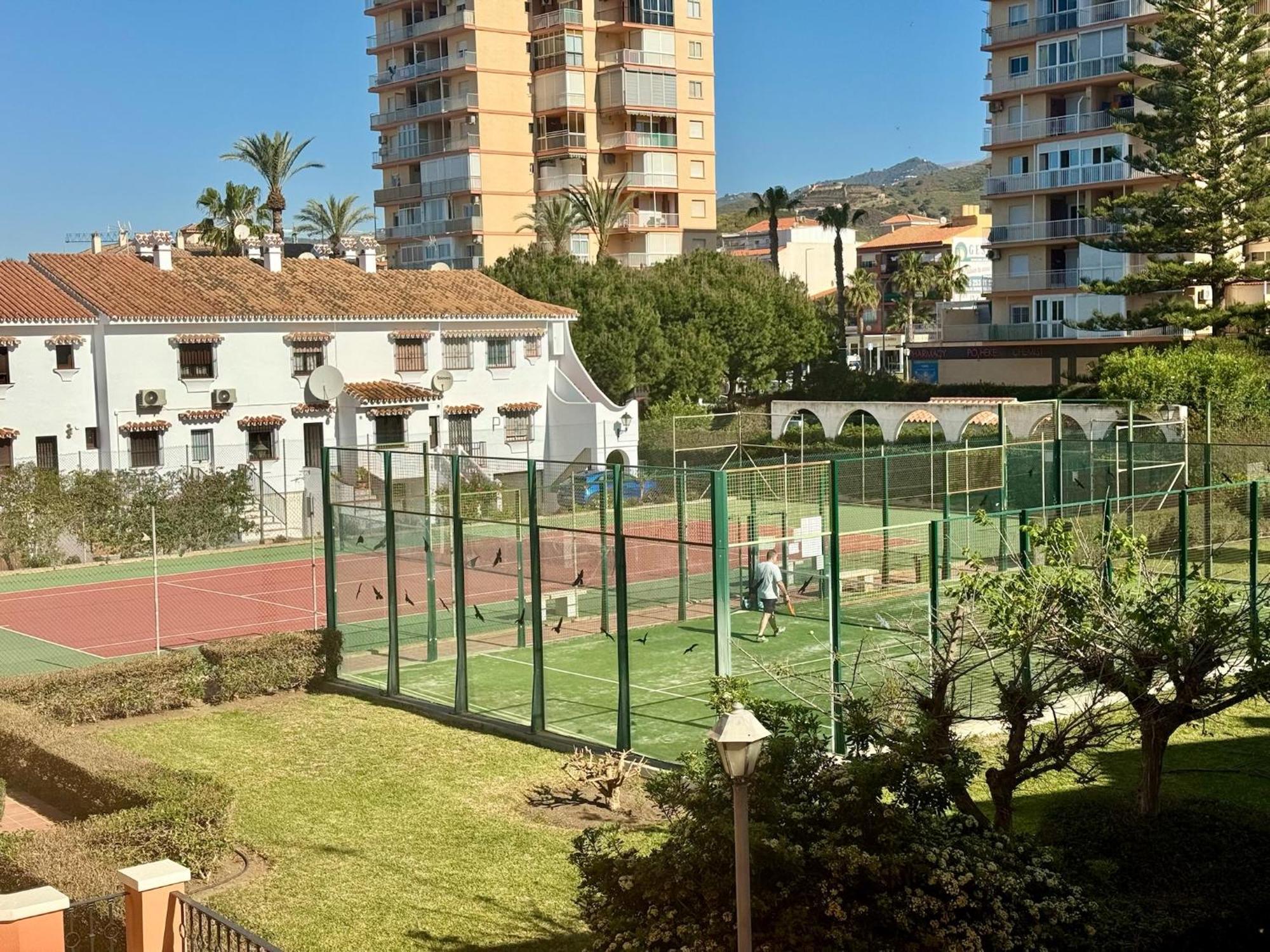 Strandnaera Boende I Torrox Costa Exteriör bild